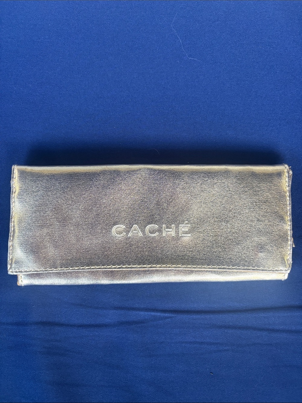 Caché Metallic Gold Travel Jewelry Pouch